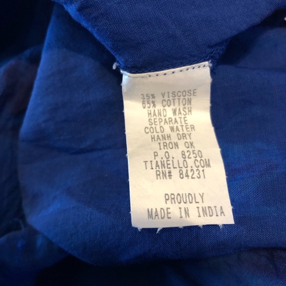 ⭐️ Tianello Embroidered Dress - Picture 7 of 8